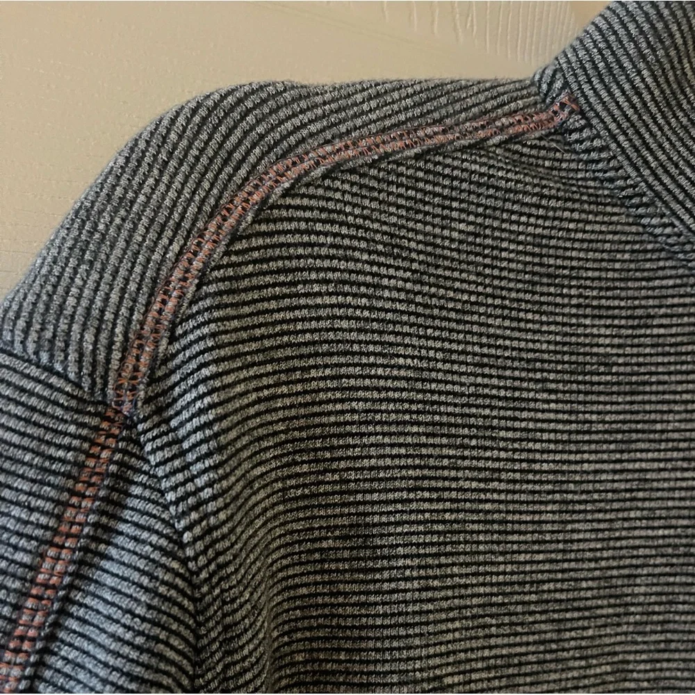 Robert Graham 1/4 zip • Mens Medium
